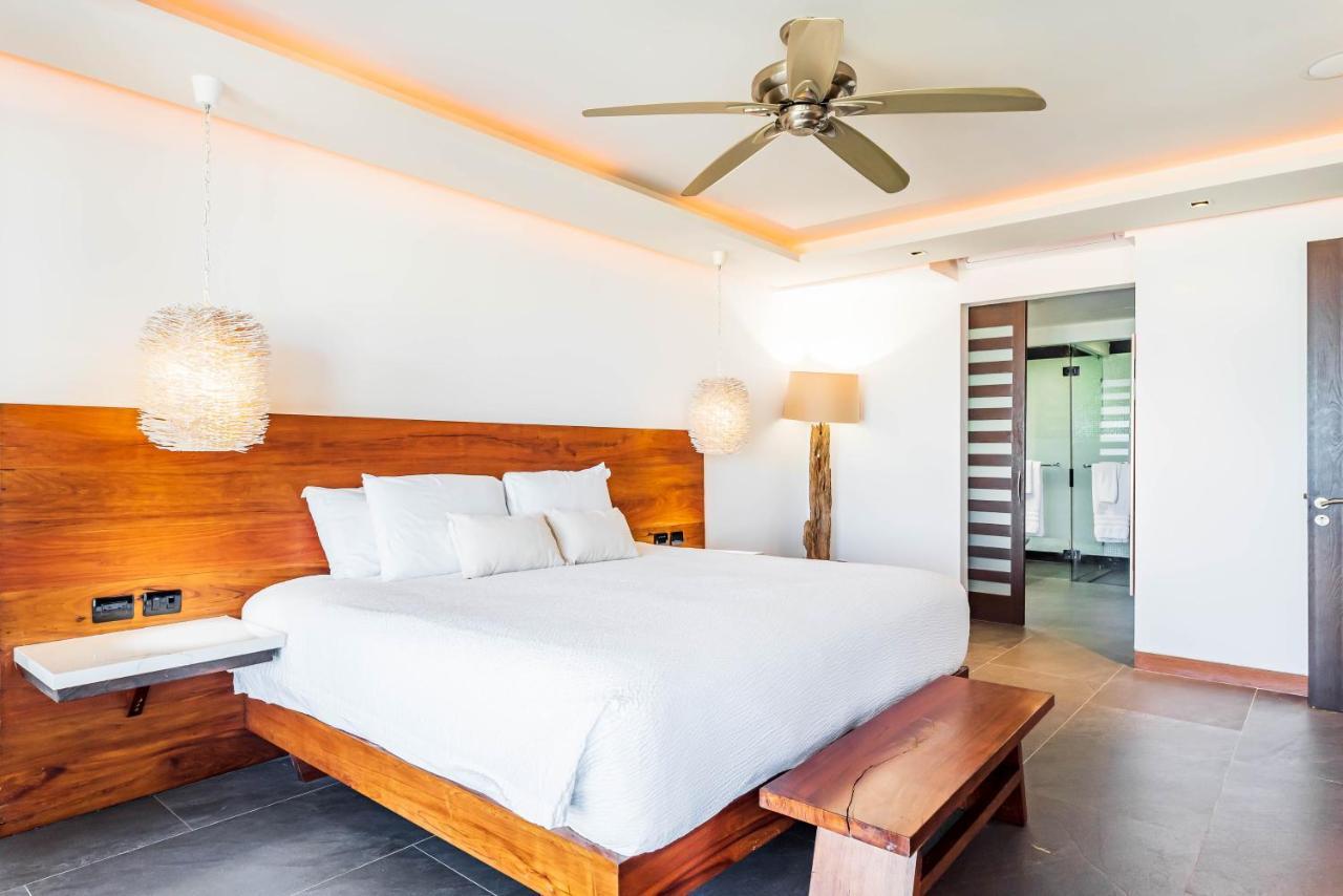 Mareazul Beach Front Condos At Playa Del Carmen Kültér fotó